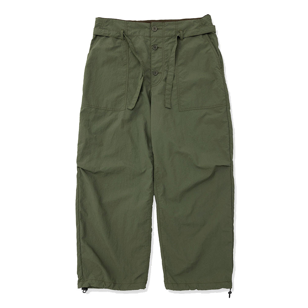 High-waisted pants