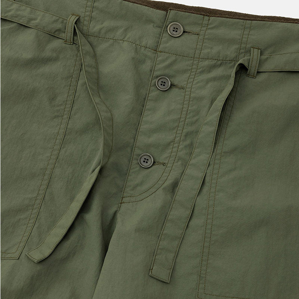 High-waisted pants