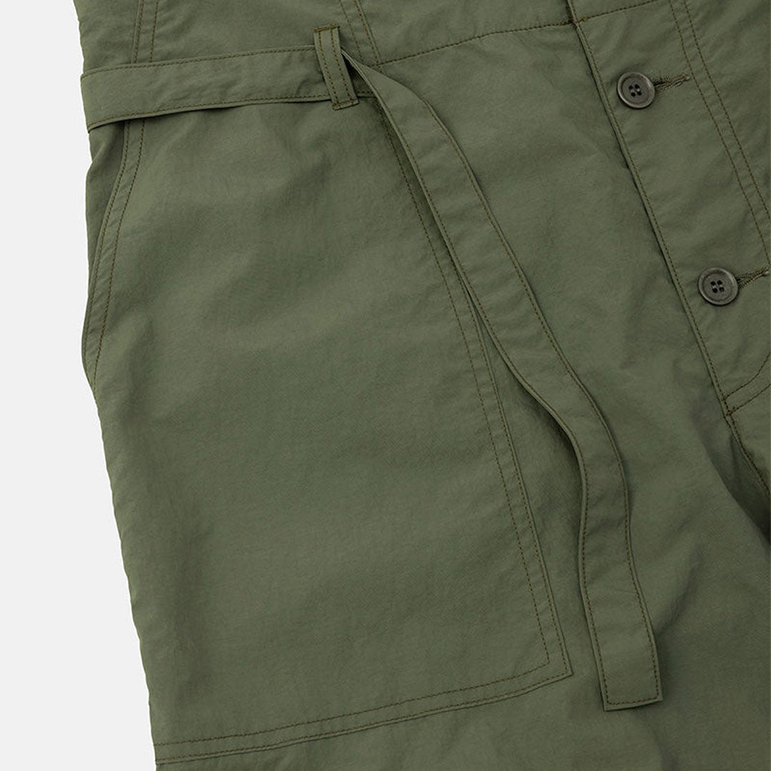 High-waisted pants