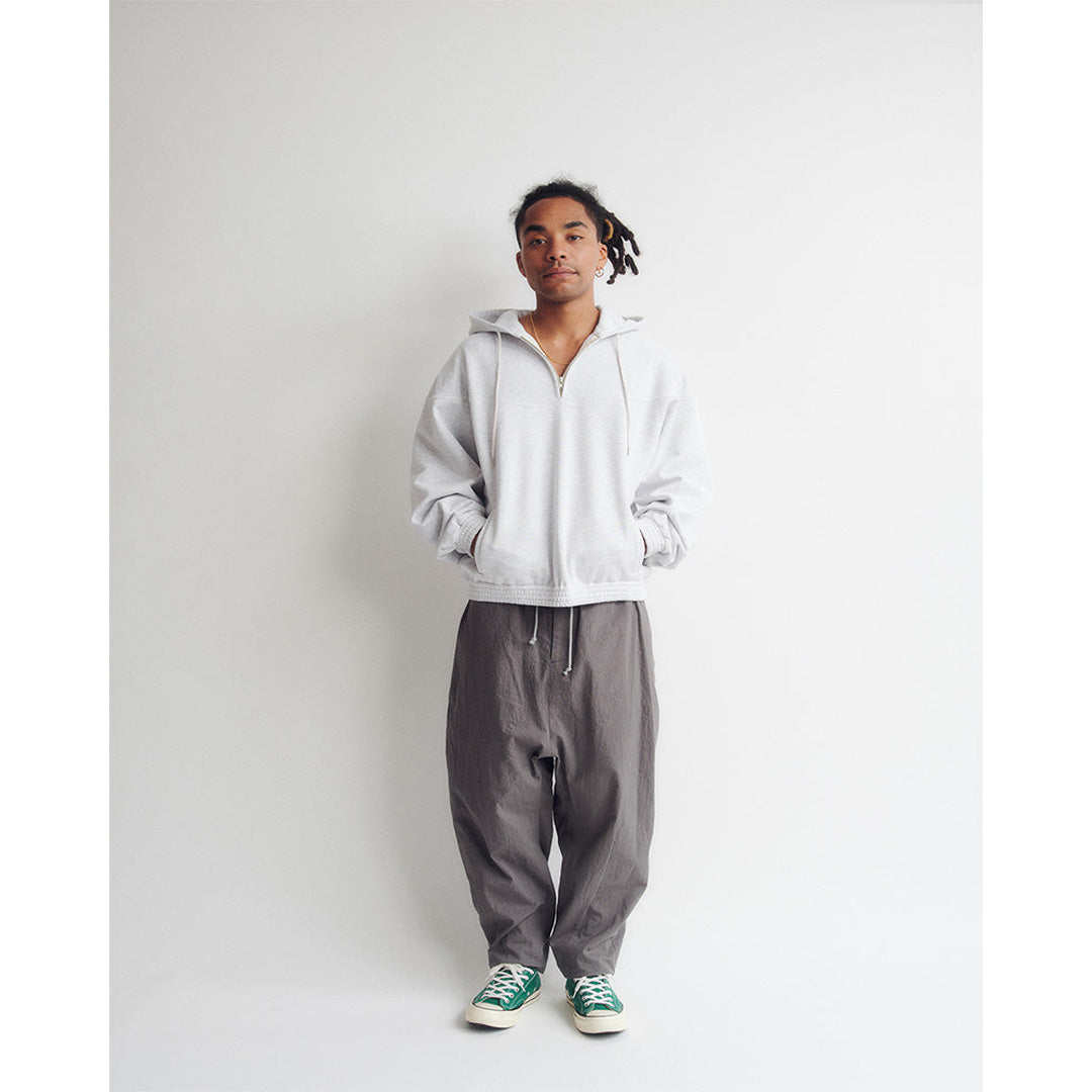 Cup shoulder sweat-shirt