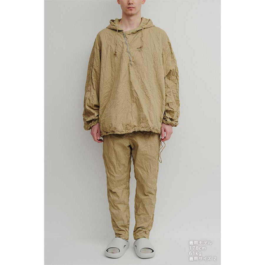 Half zip hoodie (crease finish)