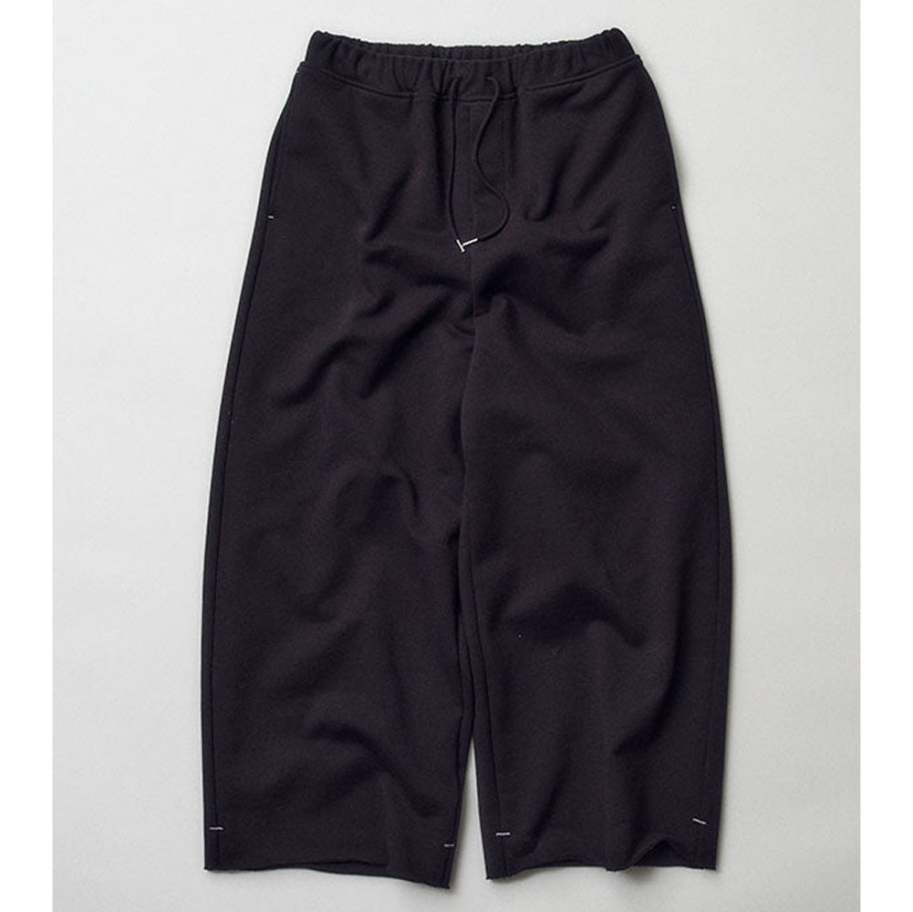 Wide sweat pants