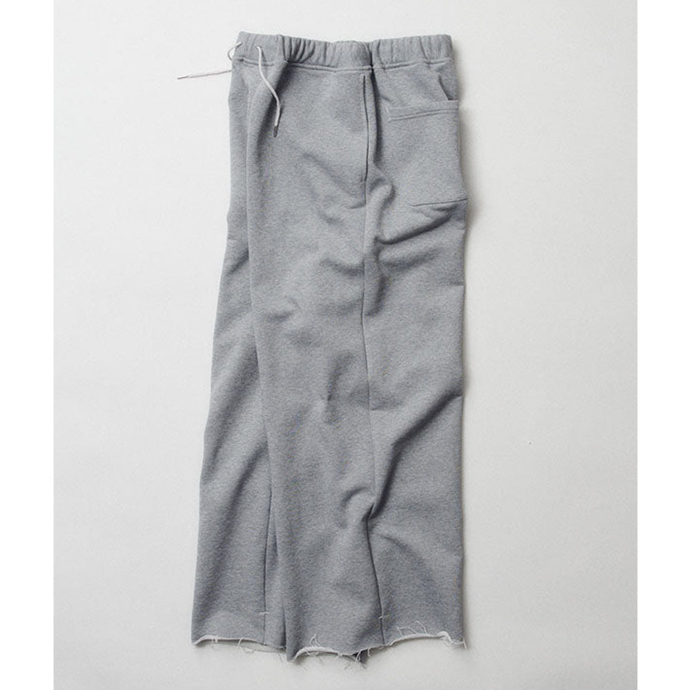Wide sweat pants