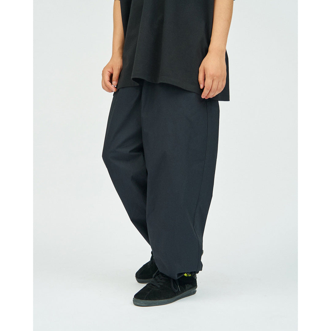 UTILITY OVER PANTS