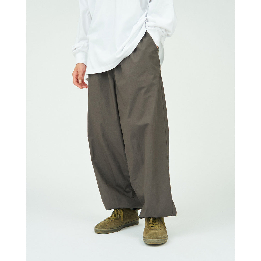 UTILITY OVER PANTS