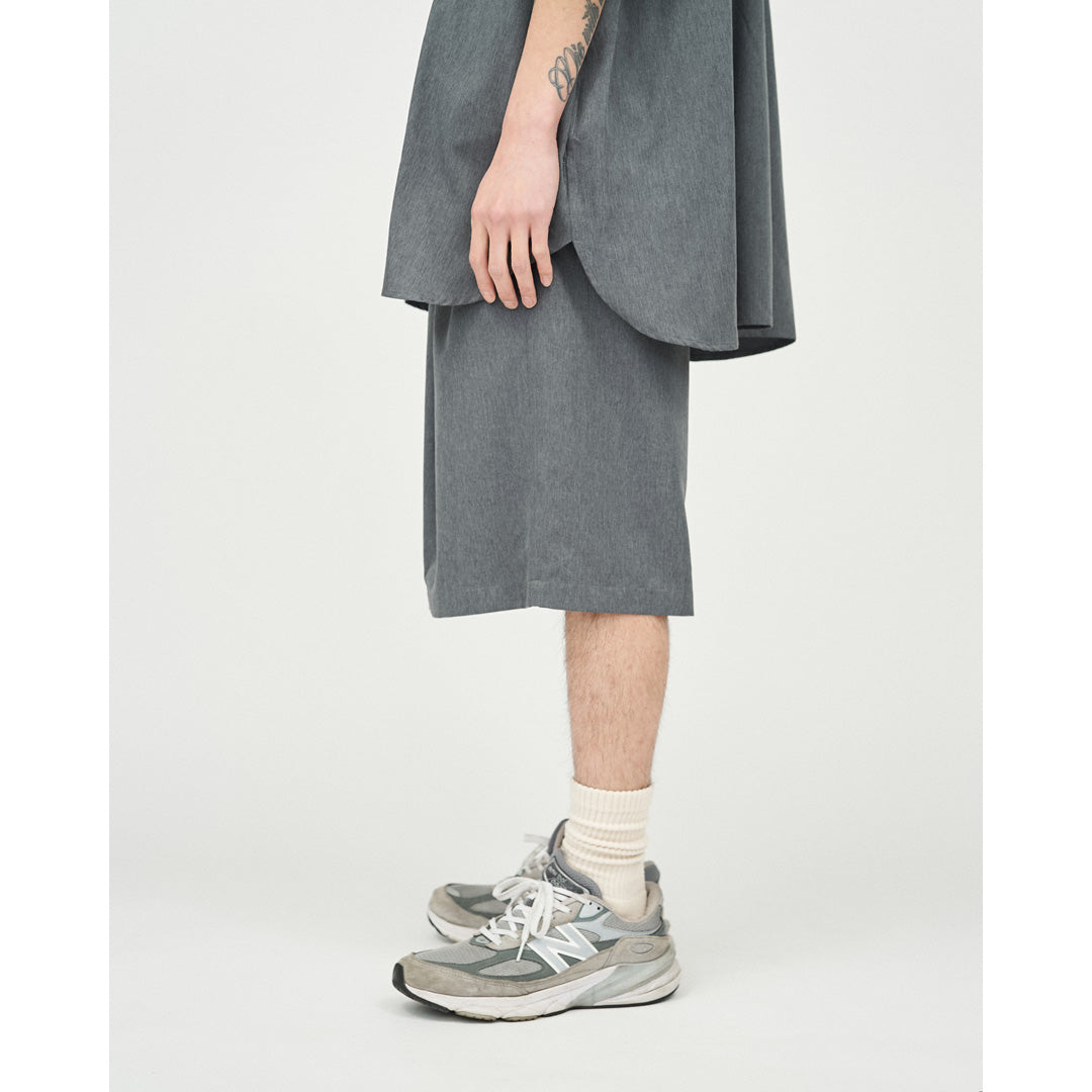 COOLFIBER TWO TUCK EASY SHORTS
