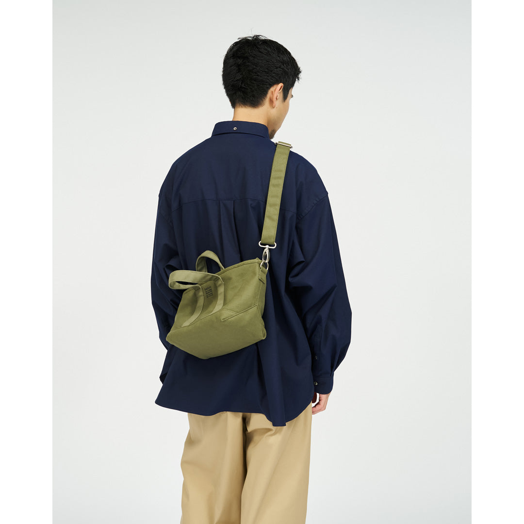 UTILITY CANVAS SHOULDER TOTE