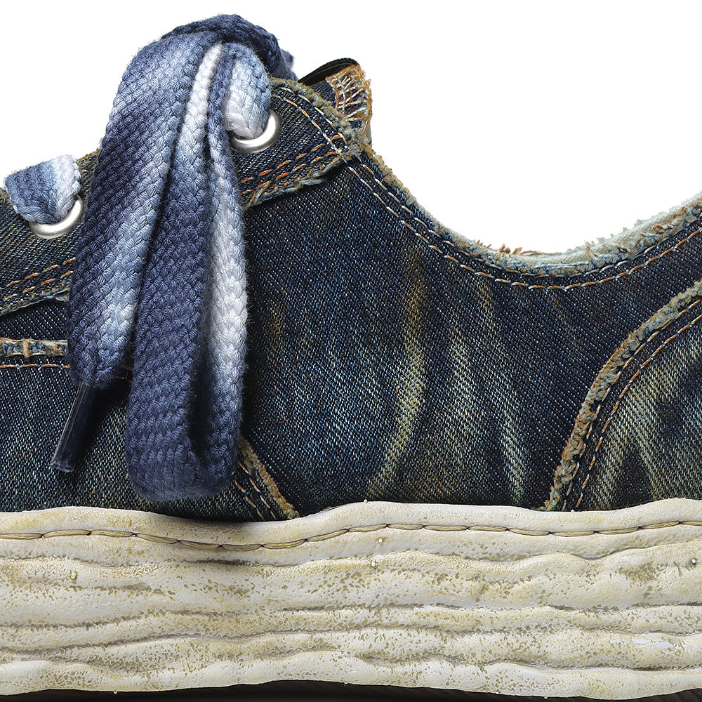 PETERSON23) OG Sole Washed Denim Low-top Sneaker BLUE