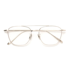 カラー: TITAN SILVER