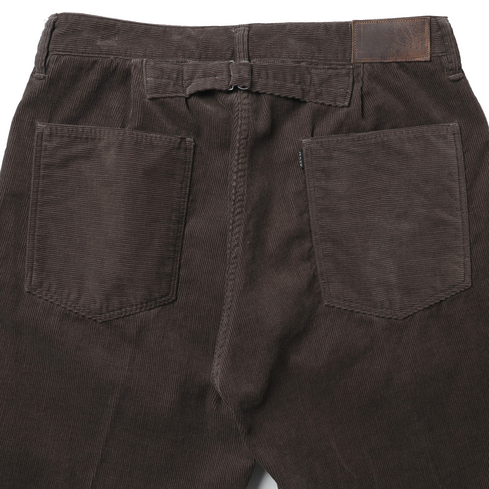 FLAT-BACK JEAN TROUSER 946