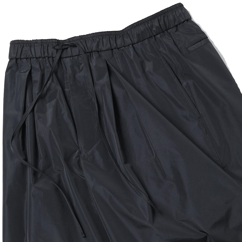 WIDE SHORTS RECYCLED POLYESTER x SILK TAFFETA