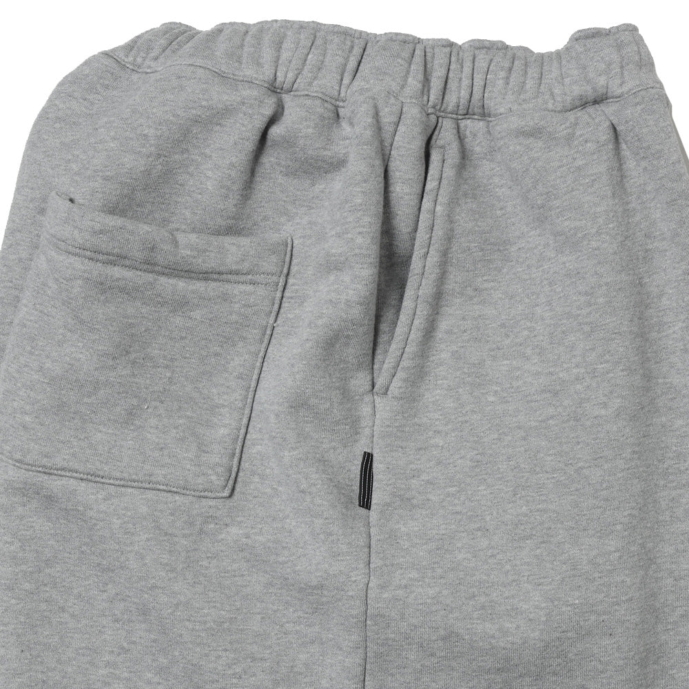 PURE WIDE SWEAT SHORTS