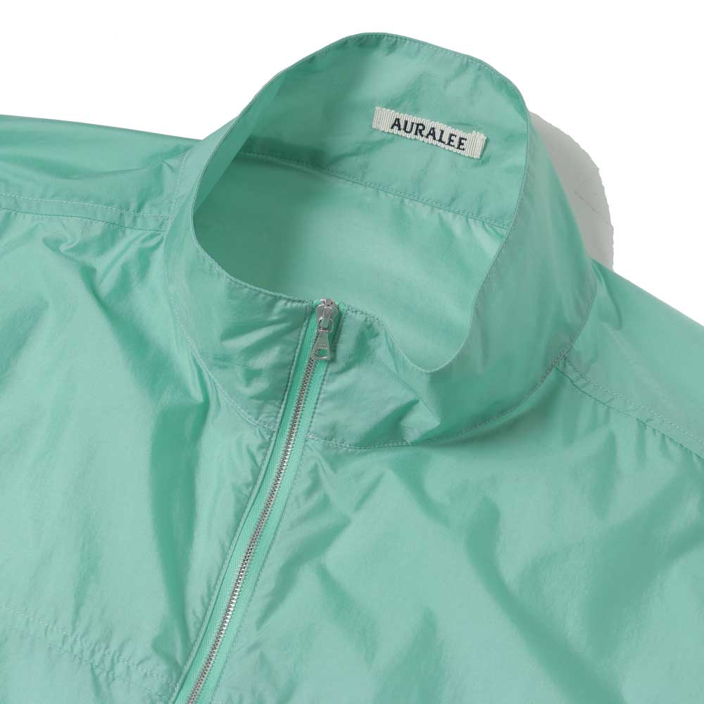 LIGHT SHEER NYLON HALF ZIP P/O