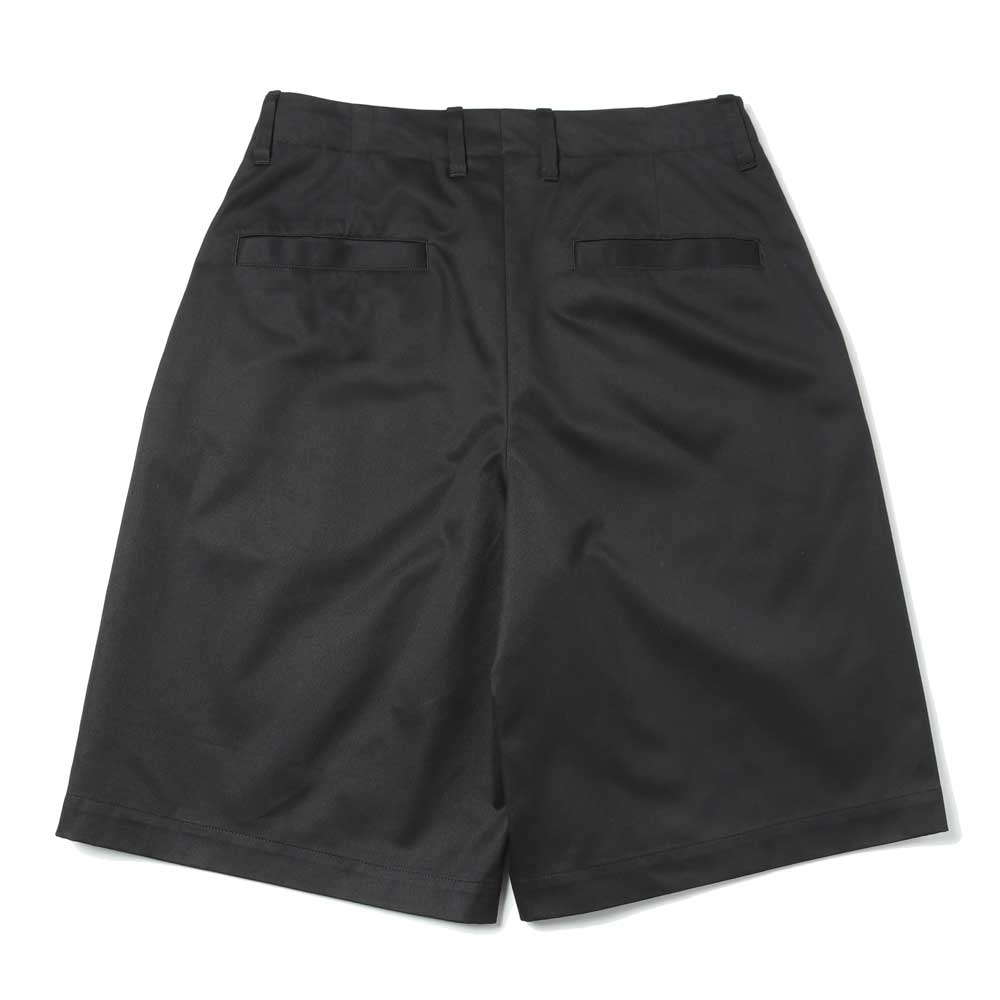 NO TUCK CHINO SHORTS