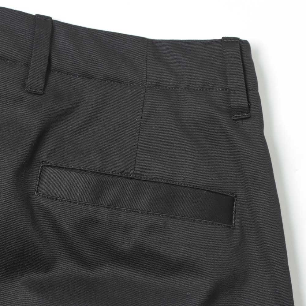 NO TUCK CHINO SHORTS