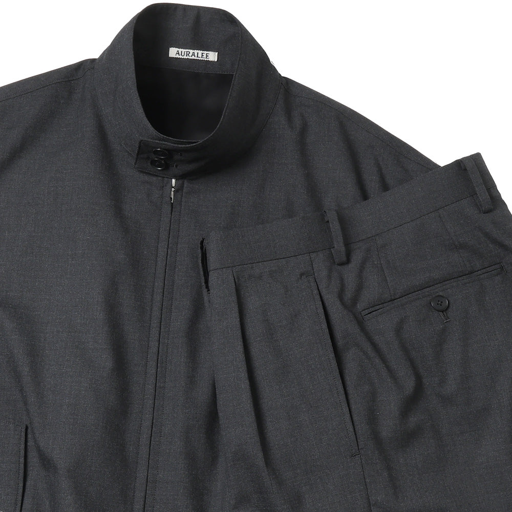 AURALEE) ULTRA FINE TROPICAL WOOL TWO-TUCK SLACKS (A26SP02MT