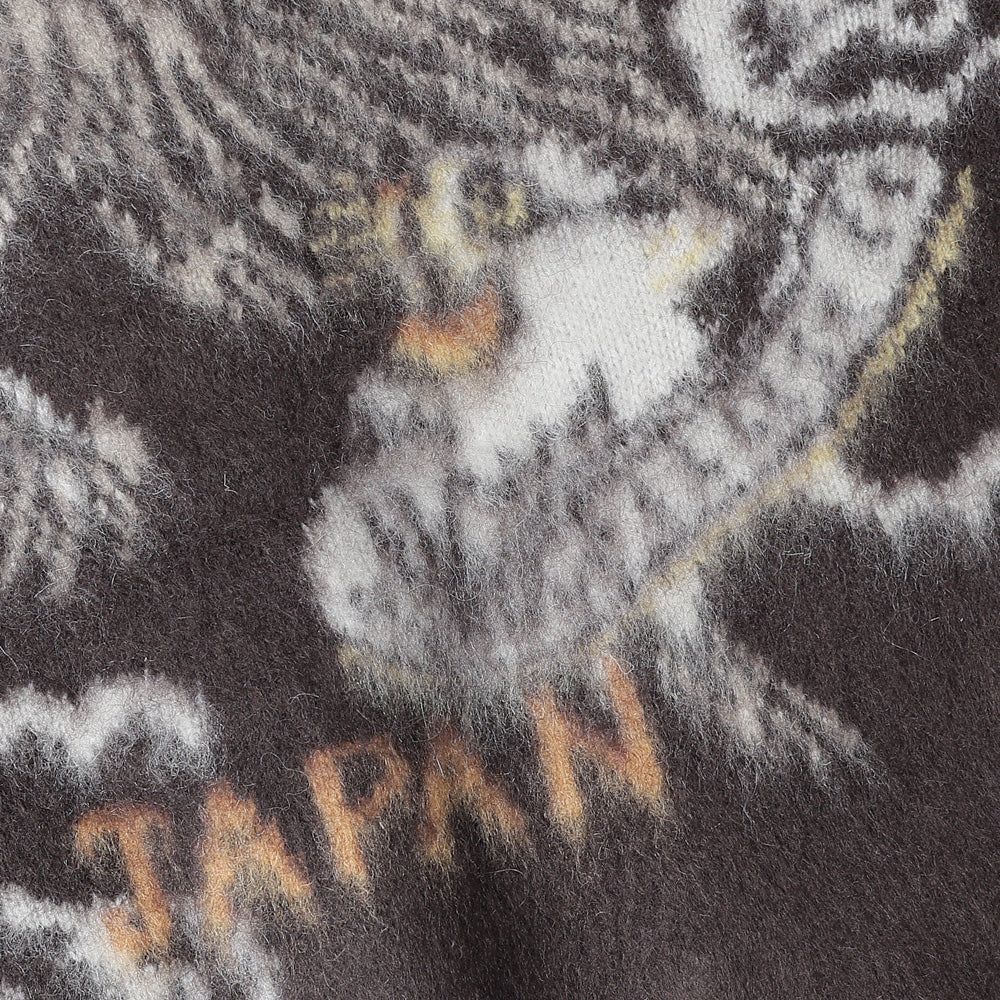 Brushed knit cardigan (Dragon and Tiger pattern)