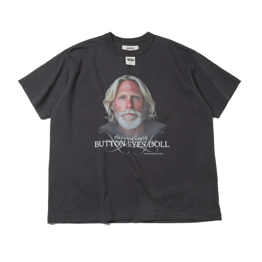 BUTTON EYE DOLL H-S Tag Tee