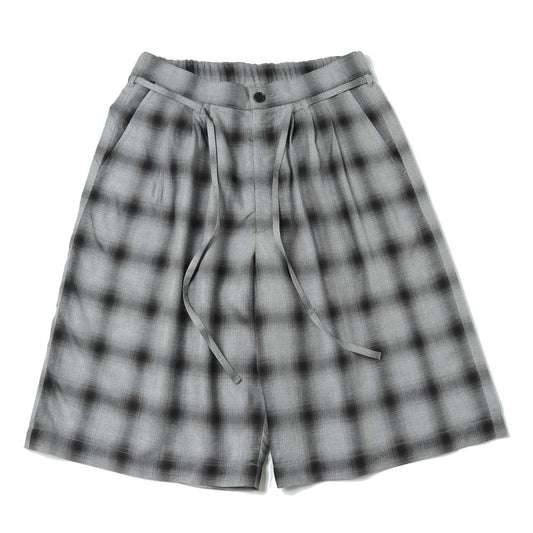 3TUCKED CROP SHORTS