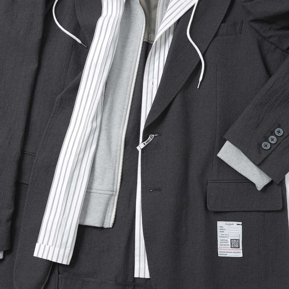 TRIPLE LAYERED BLAZER