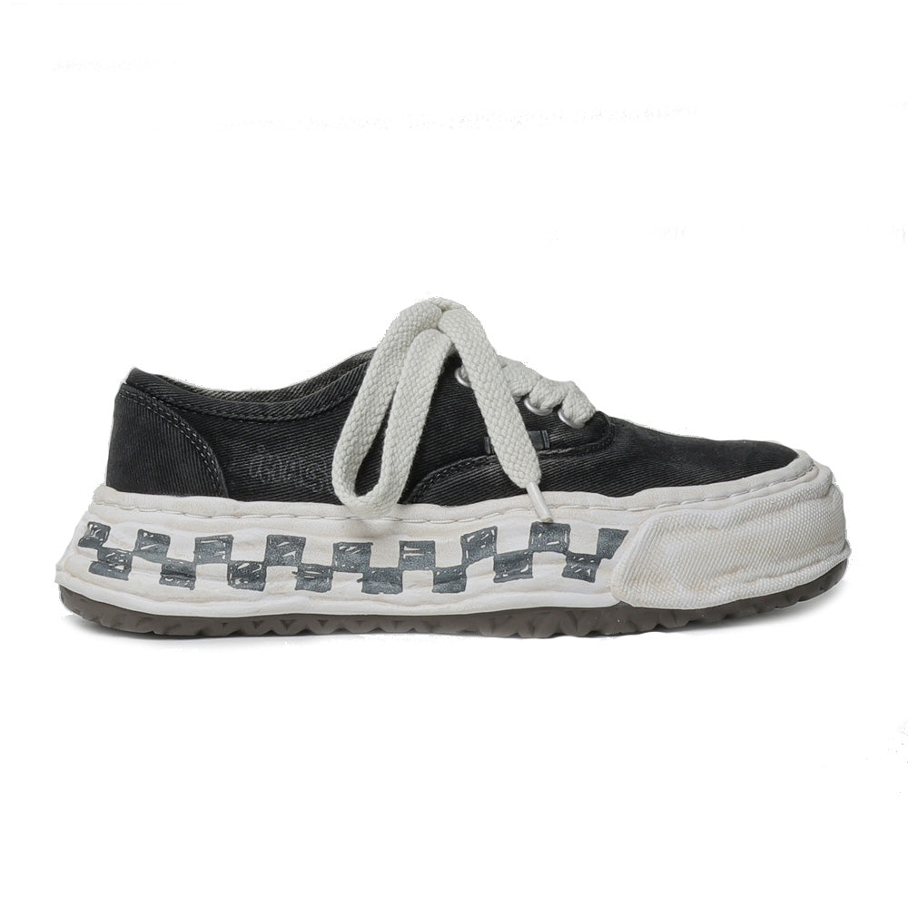 (BAKER26) Graffiti Sole Canvas Low-top Sneaker BLACK
