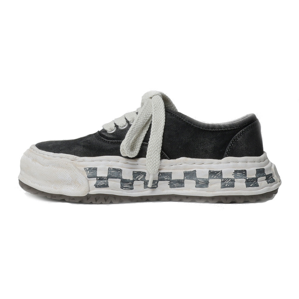 (BAKER26) Graffiti Sole Canvas Low-top Sneaker BLACK
