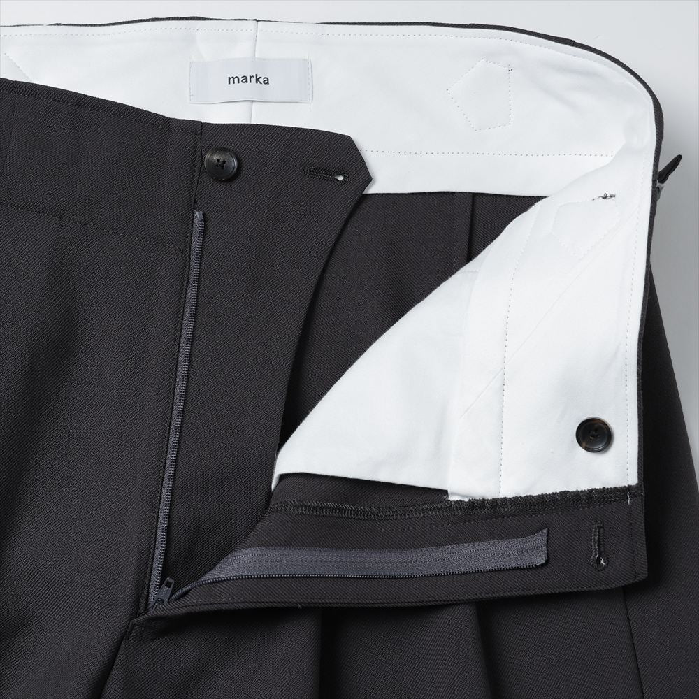 TWO TUCK MILITARY TROUSERS