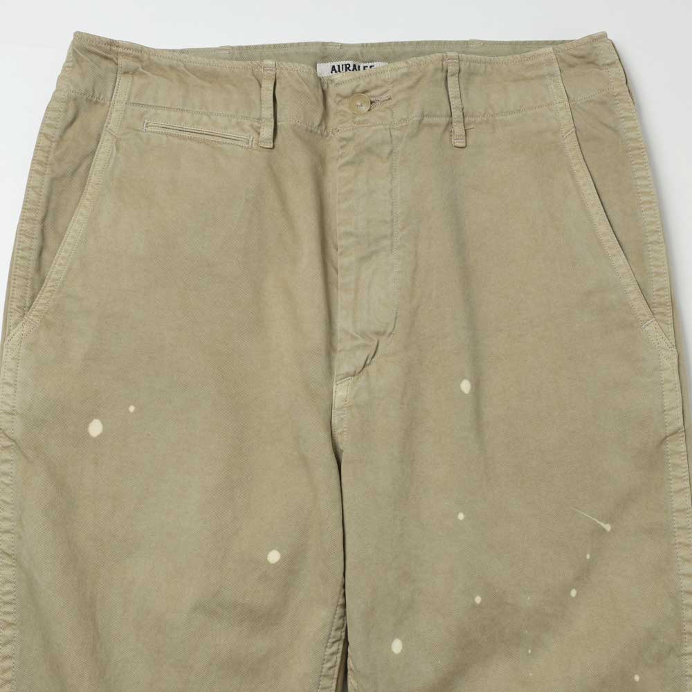 AURALEE(オーラリー) GARMENT-DYED FINX LIGHT CHINO PANTS A26SP03LF