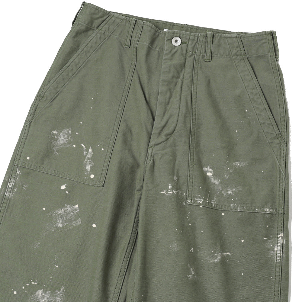 WASHED BAGGY SATIN BLEACHED BAKER PANTS