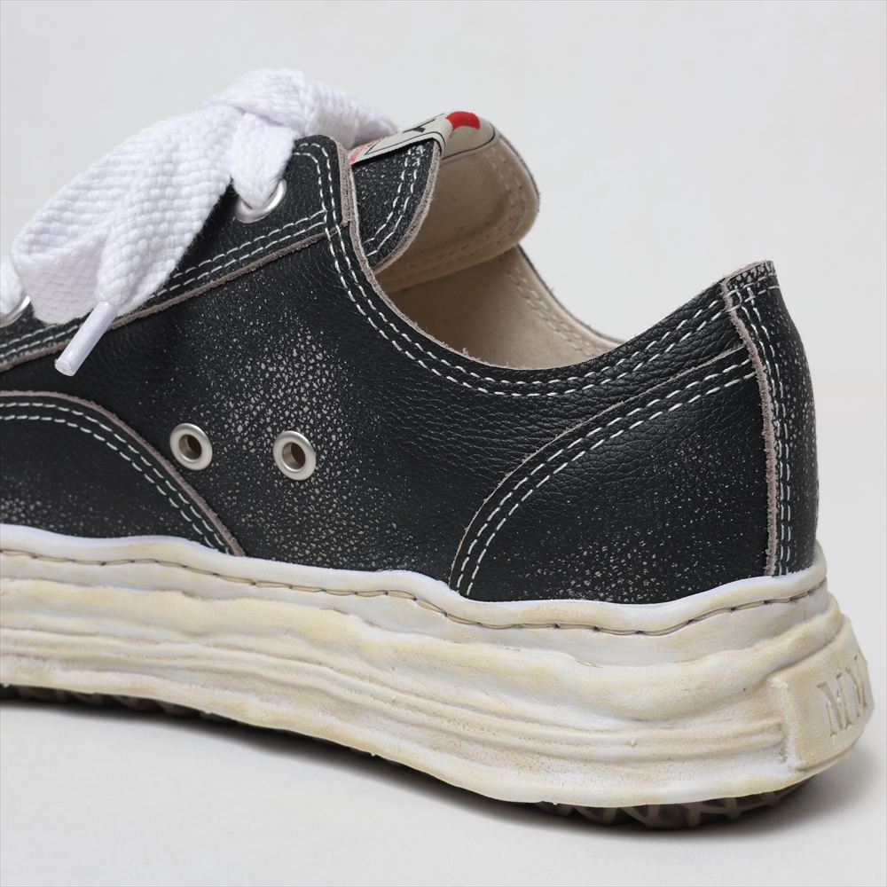 (HANK) OG Sole Shrink Leather Low-top Sneaker BLACK