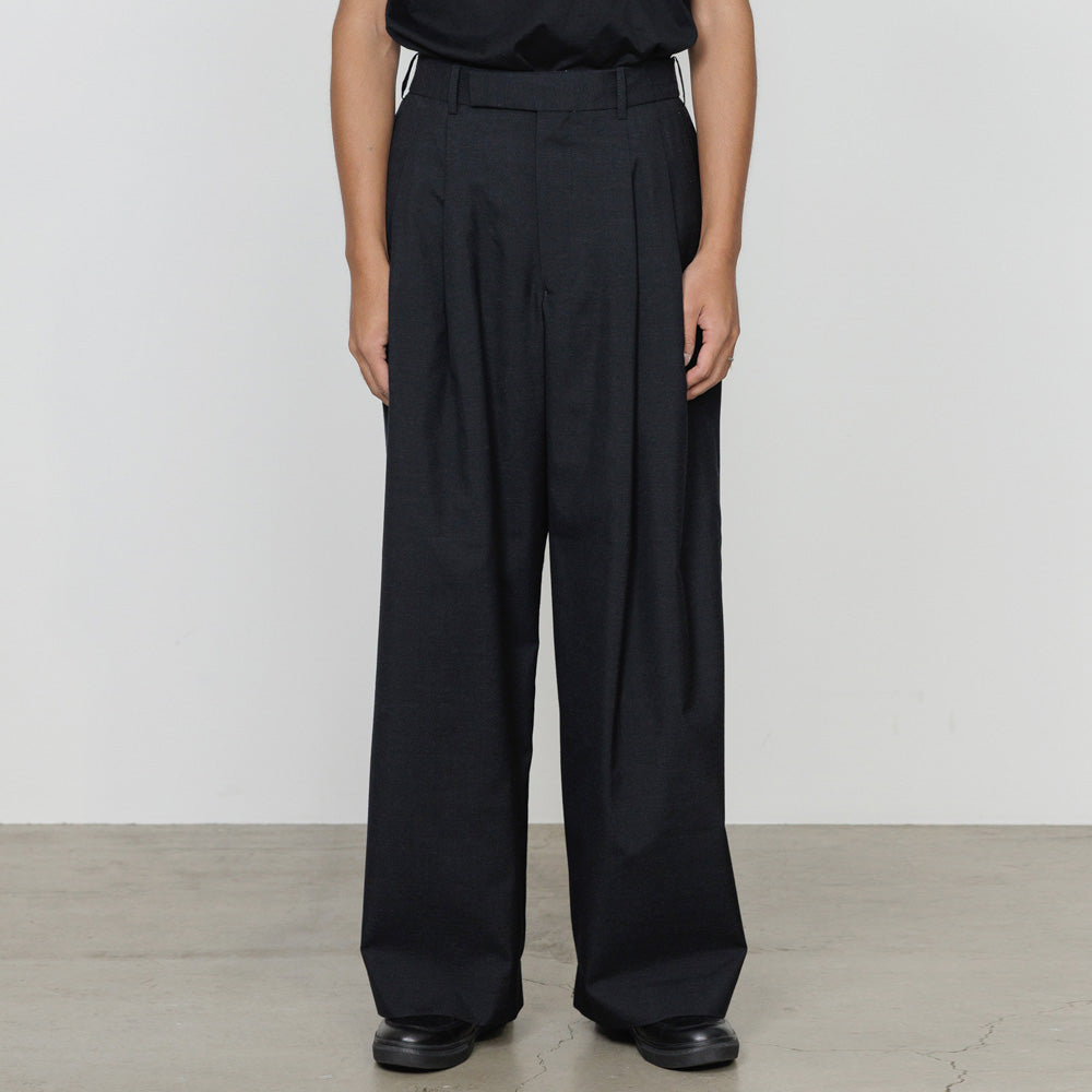 TWO TUCK BAGGY TROUSERS WOOL TROPICAL WASHER