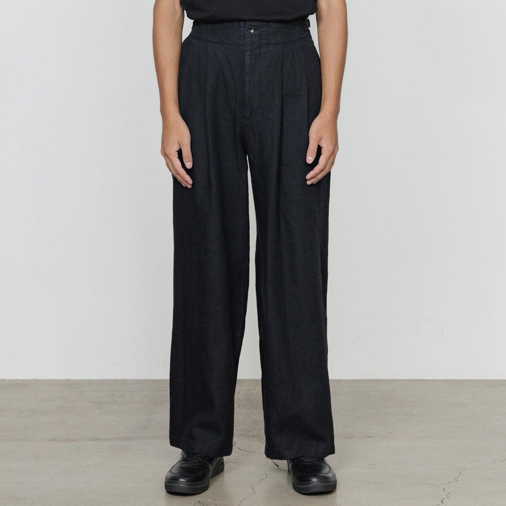 marka(マーカ) - TWO TUCK MILITARY TROUSERS LINEN CANVAS (M26A