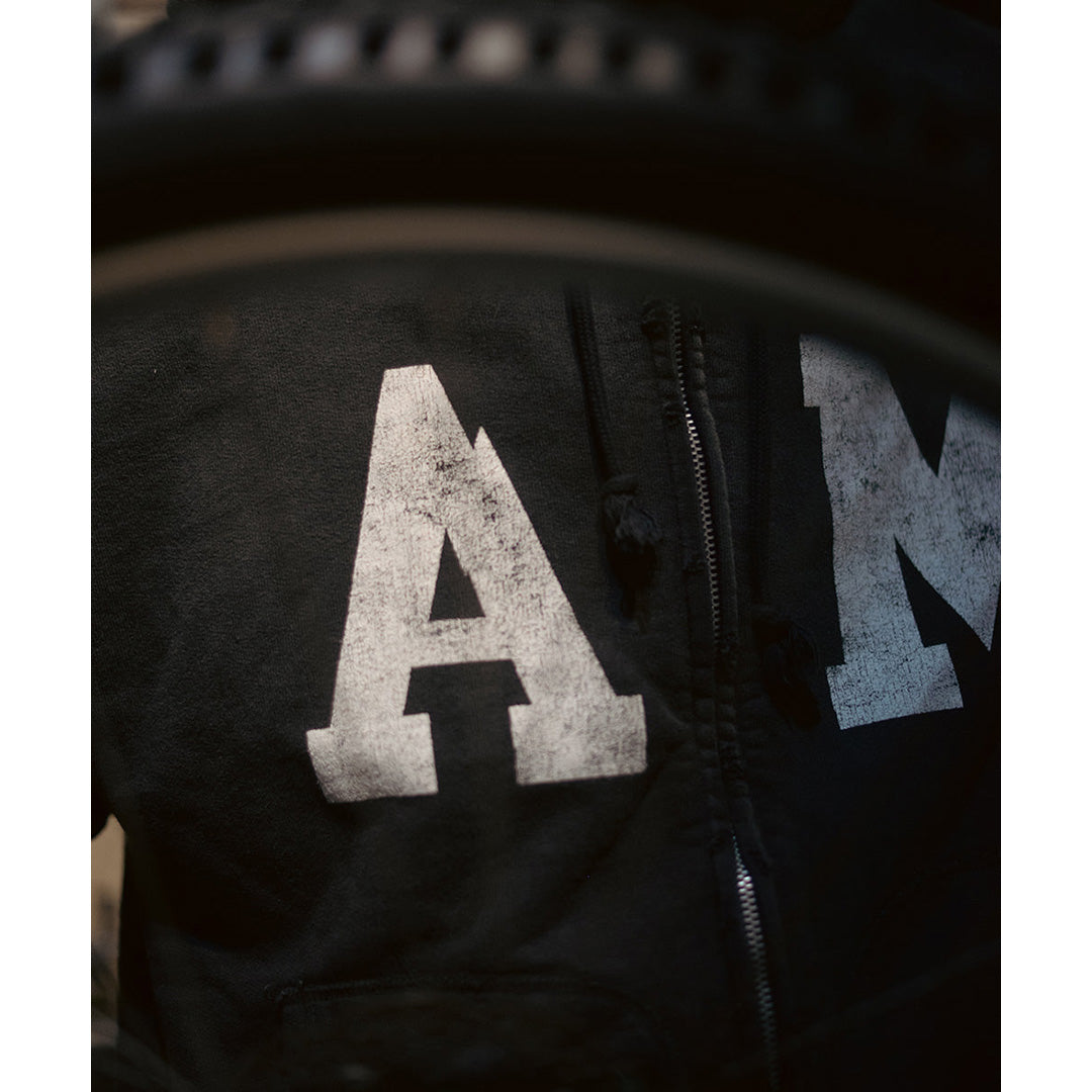 Bow Wow Zip Hoodie Aging "A.M."