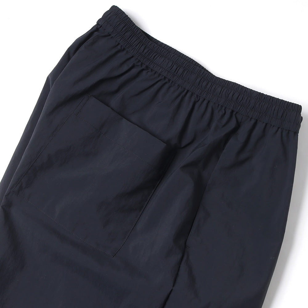 TRAVEL NYLON WIDE EASY SHORTS