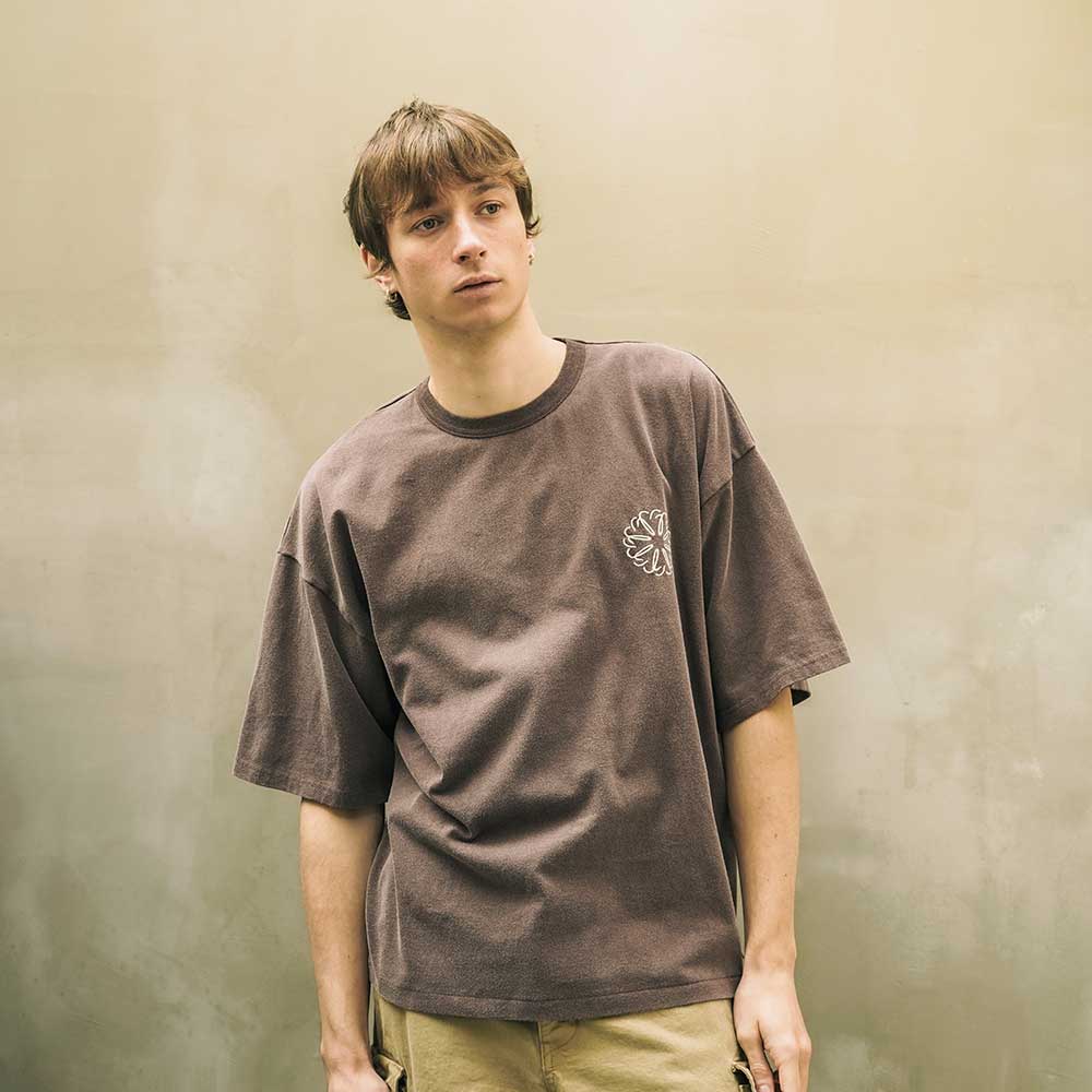REGULAR FIT TEE flower