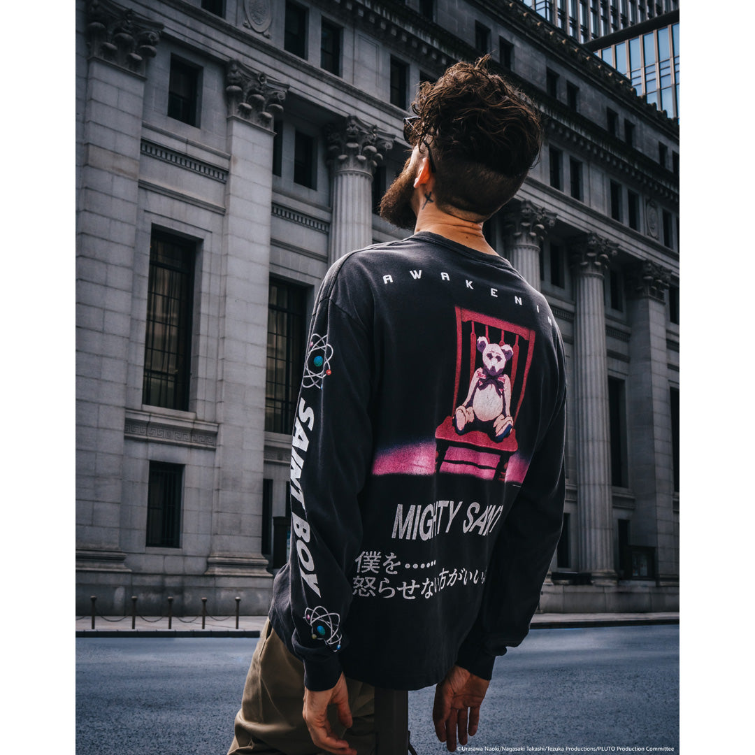 SAINT Mxxxxxx X PLUTO LS TEE PLUTO BLACK