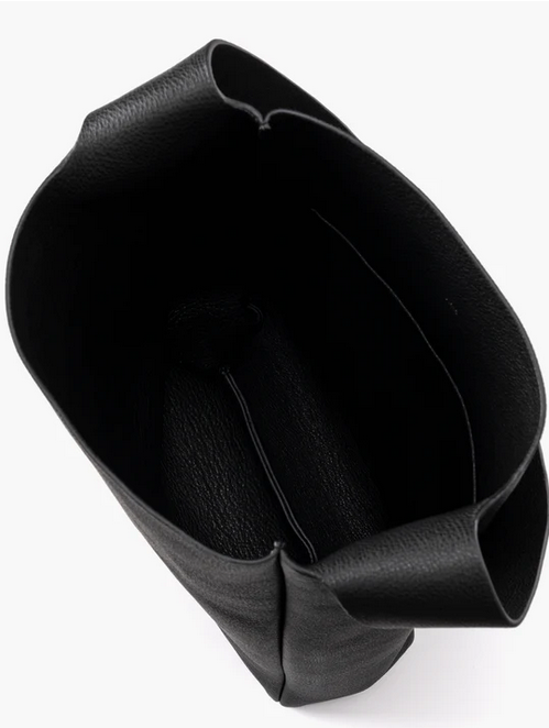 PG02 SHOULDER: M