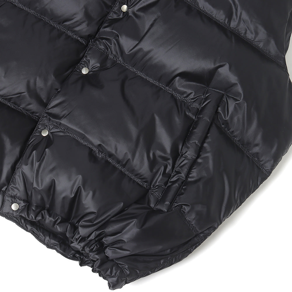 REVERSIBLE PACKABLE DOWN VEST