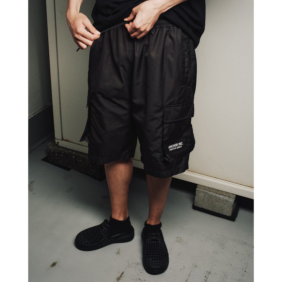 WATER REPELLENT RELAXED CARGO SHORTS