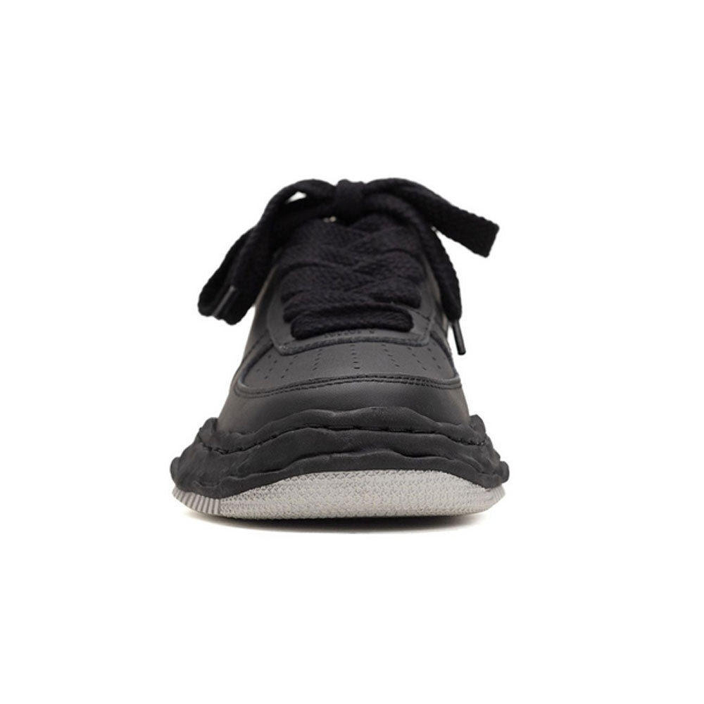 (WAYNE) OG Sole Leather Low-top Sneaker BLACKxBLACK