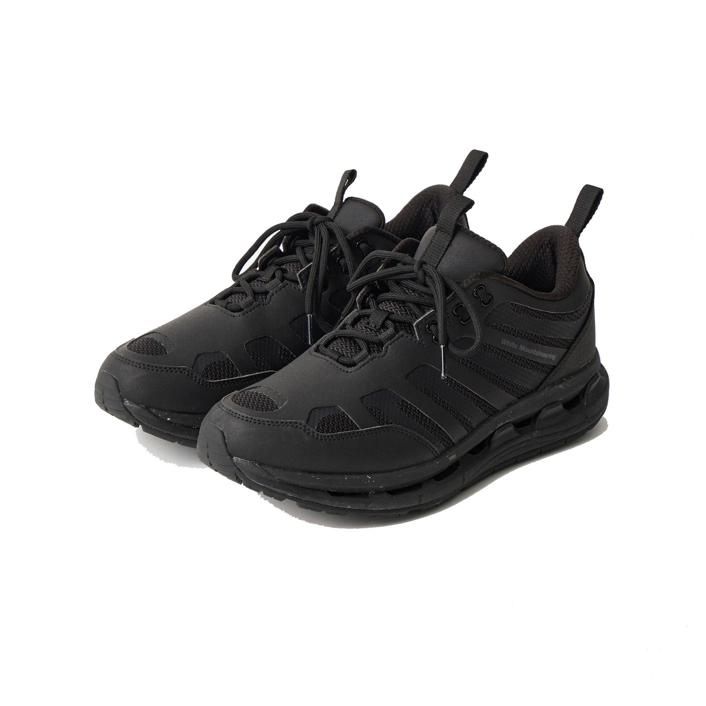 MOISTHROUGH360 WATERPROOF SNEAKER