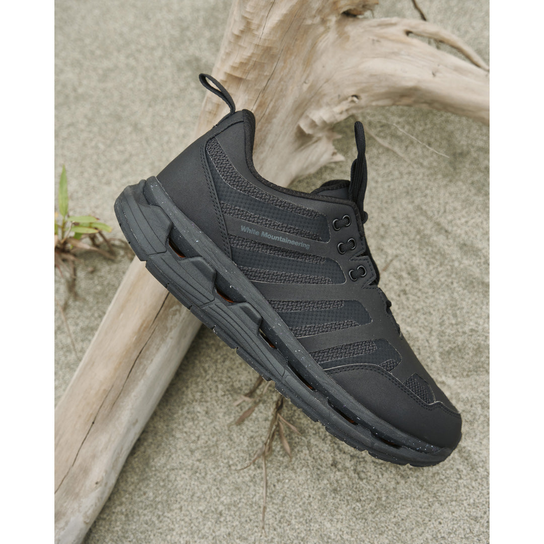 MOISTHROUGH360 WATERPROOF SNEAKER