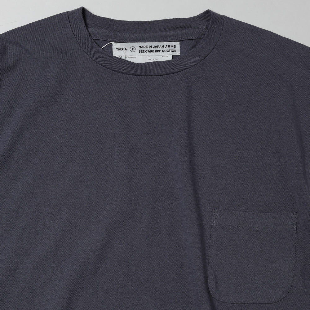 Tightly woven T-shirt with pocket
