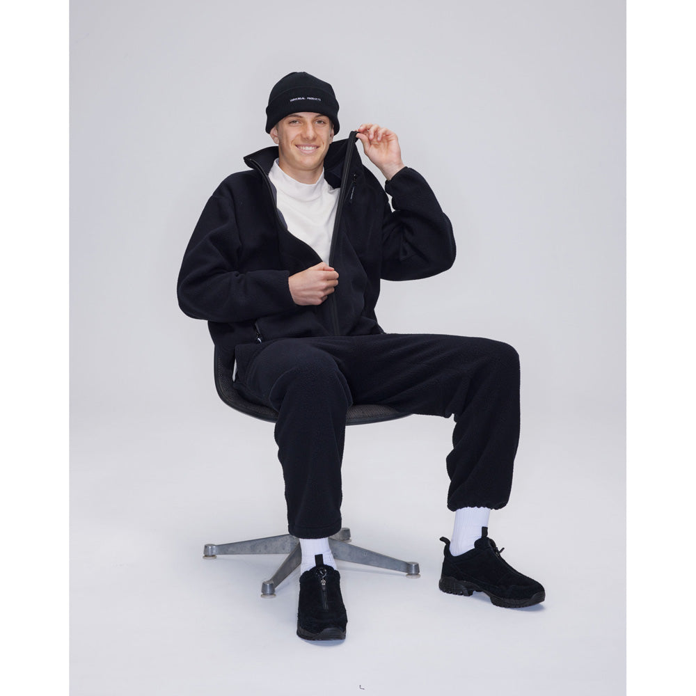 PG COLLABORATION CRISP