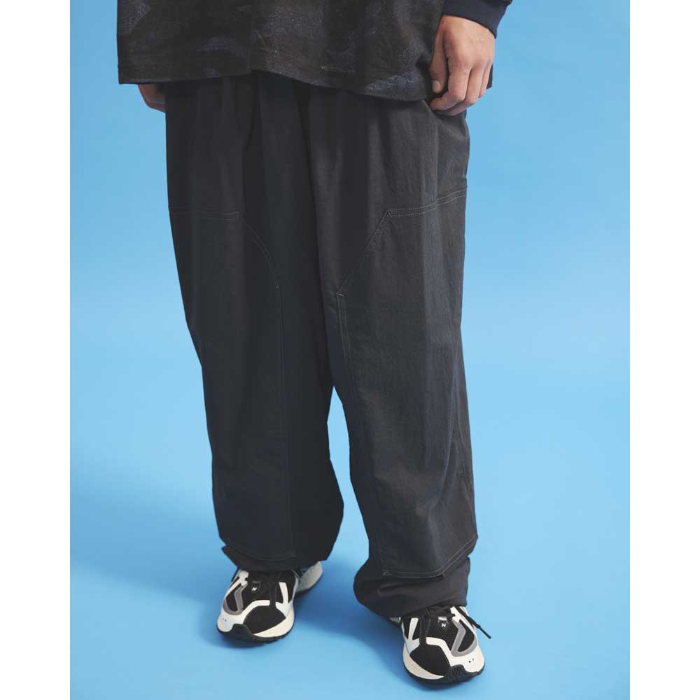 S.F.C(ストライプスフォークリエイティブ)NYLON DOUBLE KNEE PANTS