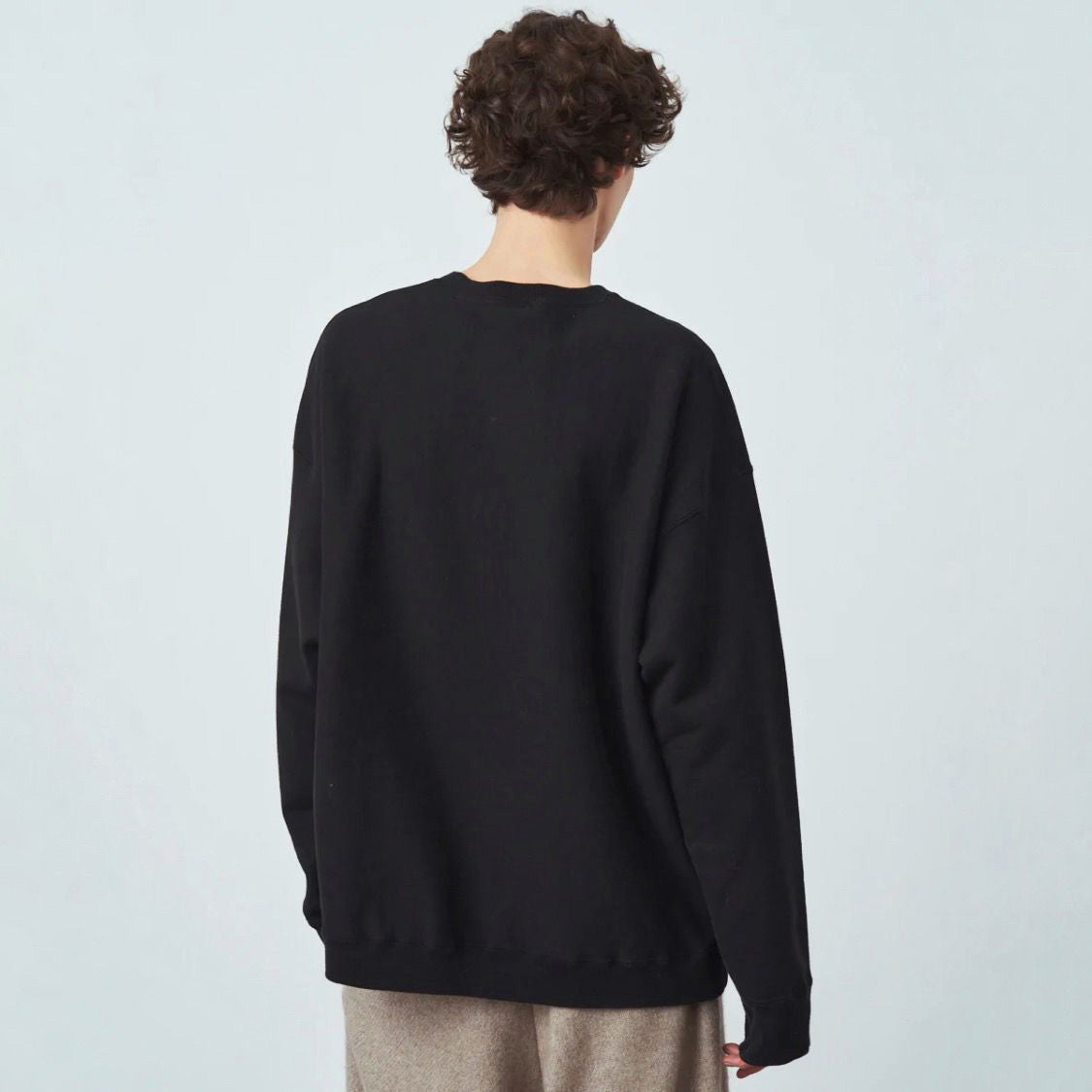 ATON) GARMENT DYED URAKE OVERSIZED SWEATSHIRT (KKAGCW0101