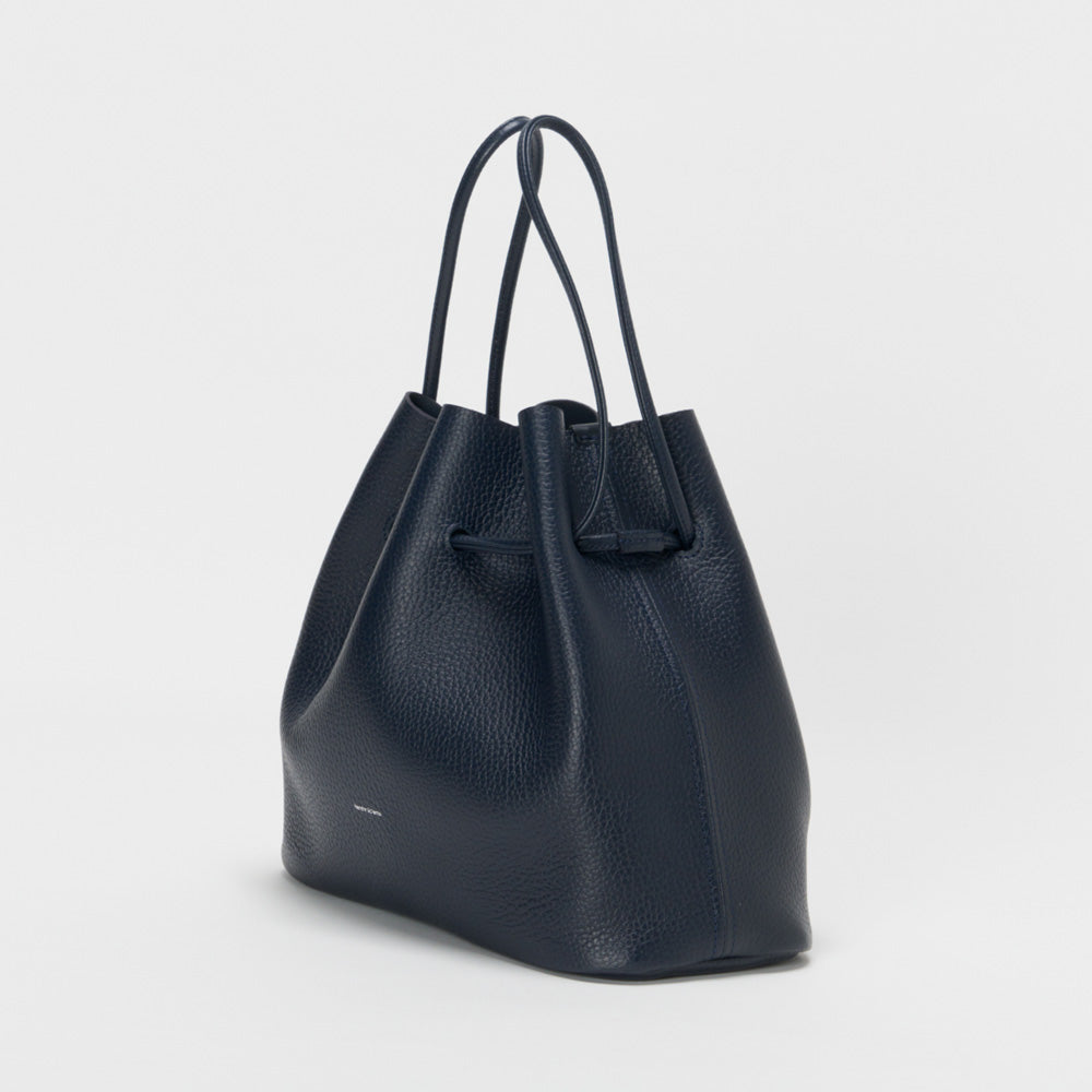 bucket bag