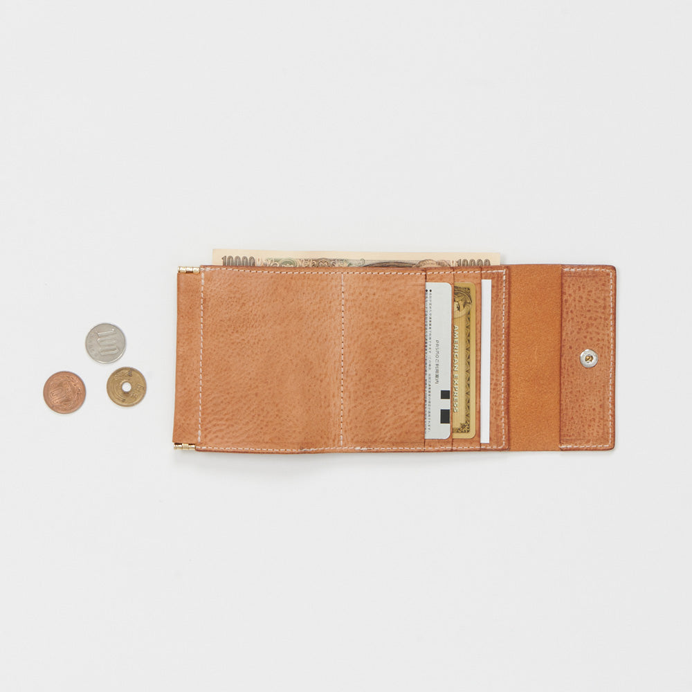 clasp wallet