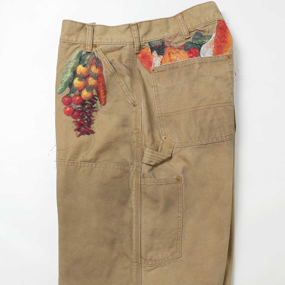 VEGETABLE EMBROIDERY CUT-OFF PANTS