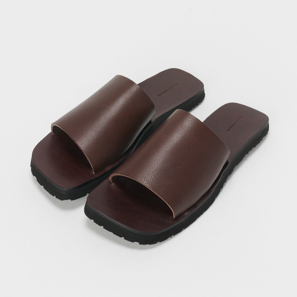 house-made-___slide_DARK-BR.